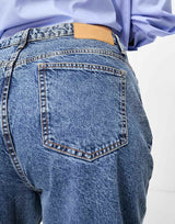 Mom Jean